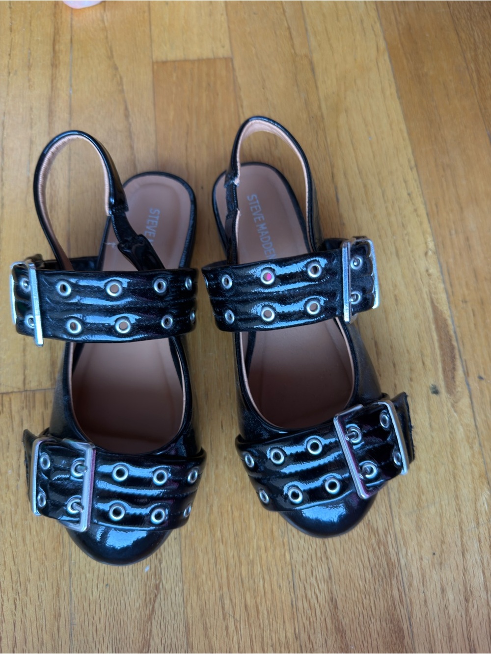 Steve Madden Girls Black Patent Buckle Slingback
